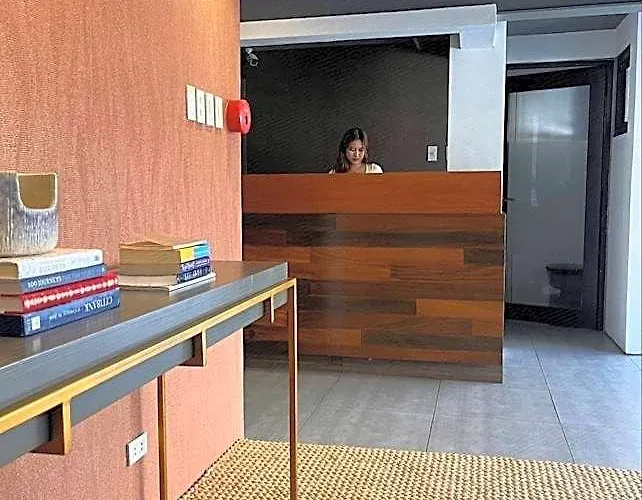 District Hotel Manila